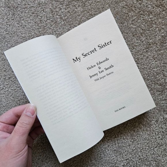 4/$25 My Secret Sister by Helen Edwards & Jenny Lee Smith - MassMarket Paperback - Picture 2 of 5